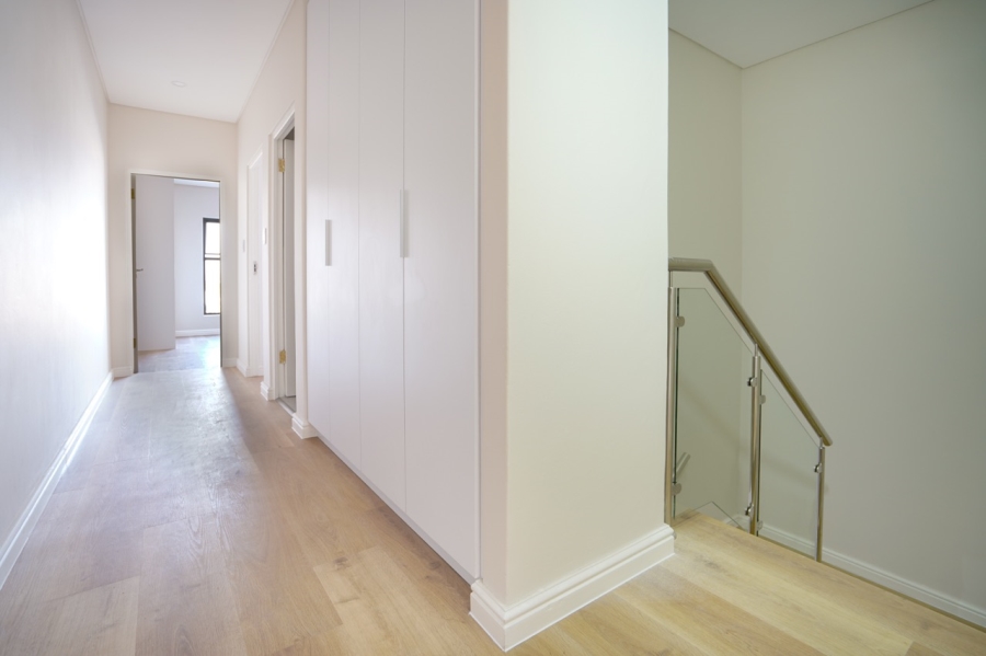 2 Bedroom Property for Sale in Sandown Western Cape
